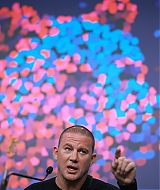 121.jpg